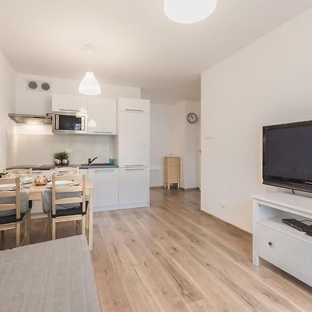 Apartament Solna108 Kolobřeh Exteriér fotografie